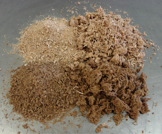 Image of <b>Dehydrated cashew fiber for use in food products</b>