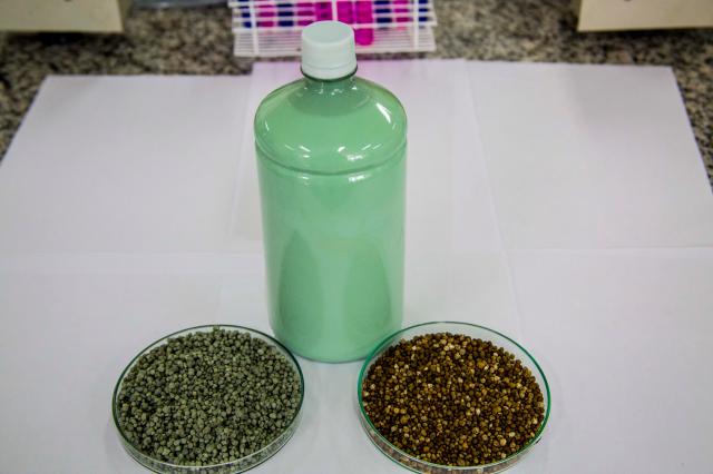 Image of Fertilizante mineral à base de suspensão concentrada em micronutrientes